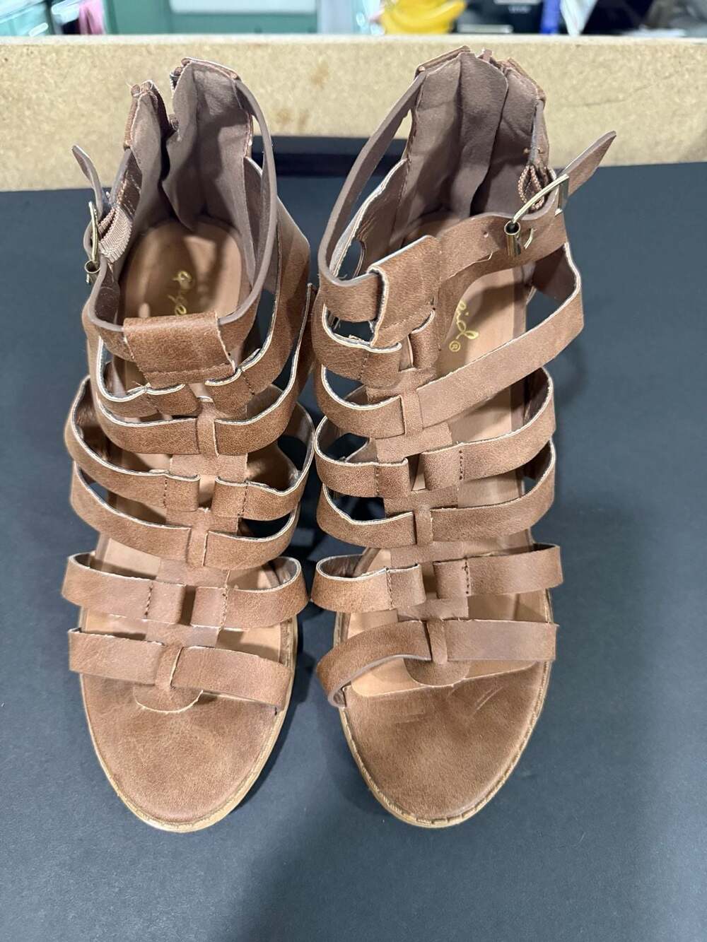 Qupid Women's Brown Faux Suede Gladiator Block Heel Sandals with Back Zipper